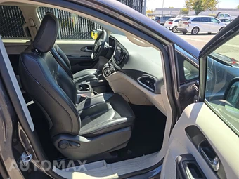 2023 Chrysler Pacifica Touring L 121.6" WB - miniatura 8