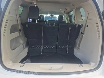 2023 Chrysler Pacifica Touring L 121.6" WB - miniatura 17