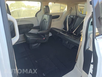 2023 Chrysler Pacifica Touring L 121.6" WB - miniatura 13