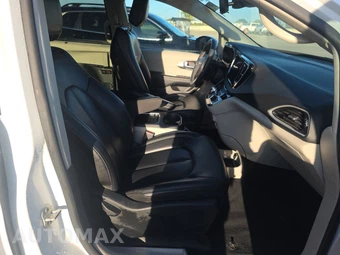 2023 Chrysler Pacifica Touring L 121.6" WB - miniatura 8
