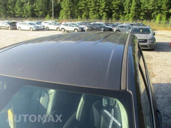 2023 Chrysler Pacifica Touring L 121.6" WB - miniatura 8