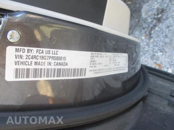 2023 Chrysler Pacifica Touring L 121.6" WB - miniatura 9