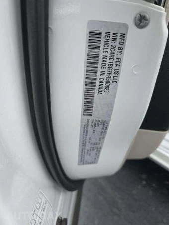 2023 Chrysler Pacifica Touring L 121.6" WB - miniatura 5