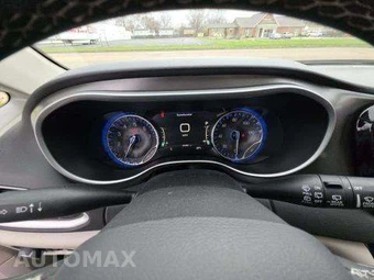 2023 Chrysler Pacifica Touring L 121.6" WB - miniatura 9