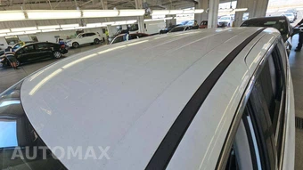 2023 Chrysler Pacifica Touring L 121.6" WB - miniatura 21