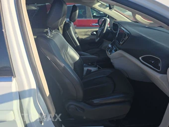 2023 Chrysler Pacifica Touring L 121.6" WB - miniatura 8
