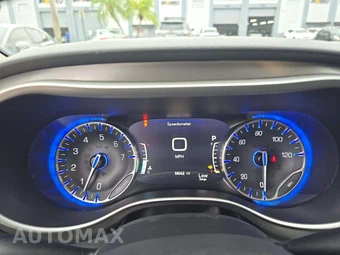 2023 Chrysler Pacifica Touring L 121.6" WB - miniatura 6
