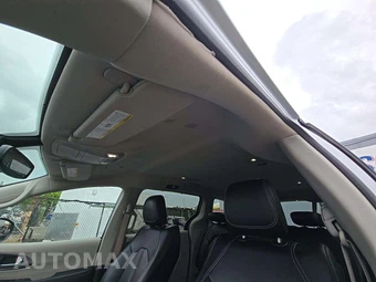 2023 Chrysler Pacifica Touring L 121.6" WB - miniatura 8