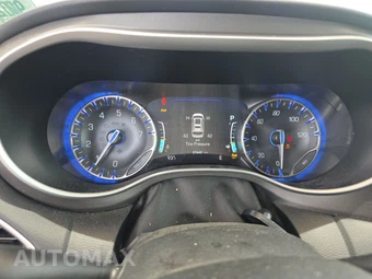 2023 Chrysler Pacifica Touring L 121.6" WB – miniatura 12