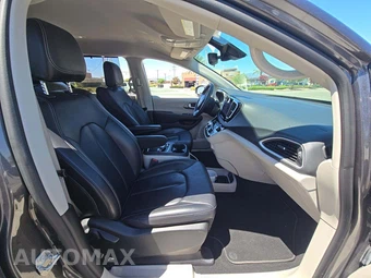 2023 Chrysler Pacifica Touring L 121.6" WB – miniatura 19
