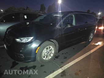 2023 Chrysler Pacifica Touring L 121.6" WB