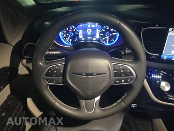 2023 Chrysler Pacifica Touring L 121.6" WB - miniatura 10