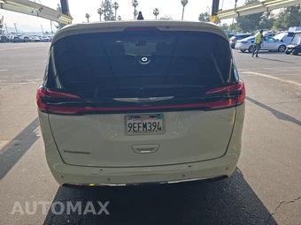 2023 Chrysler Pacifica Touring L 121.6" WB – miniatura 5