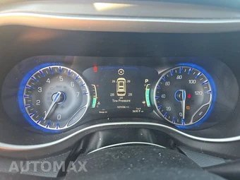 2023 Chrysler Pacifica Touring L 121.6" WB – miniatura 12