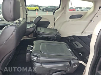 2023 Chrysler Pacifica Touring L 121.6" WB - miniatura 13