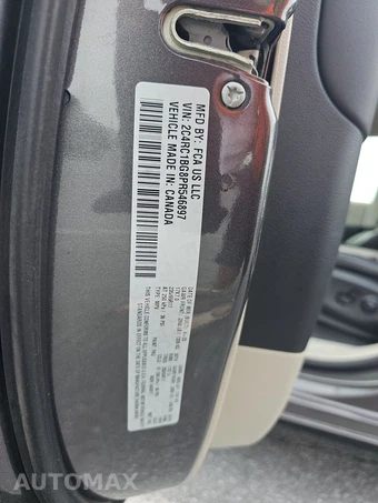 2023 Chrysler Pacifica Touring L 121.6" WB - miniatura 15