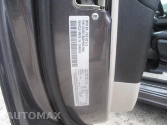 2023 Chrysler Pacifica Touring L 121.6" WB - miniatura 11