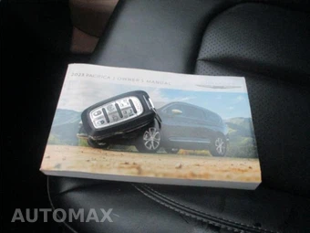 2023 Chrysler Pacifica Touring L 121.6" WB - miniatura 14