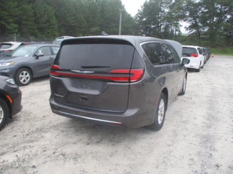 2023 Chrysler Pacifica Touring L 121.6" WB - miniatura 21