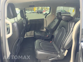 2023 Chrysler Pacifica Touring L 121.6" WB - miniatura 13