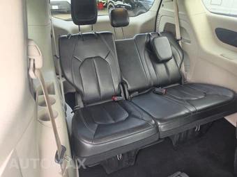 2023 Chrysler Pacifica Touring L 121.6" WB - miniatura 14
