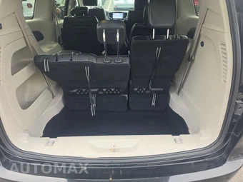 2023 Chrysler Pacifica Touring L 121.6" WB - miniatura 17