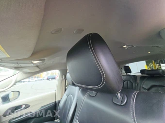2023 Chrysler Pacifica Touring L 121.6" WB - miniatura 18