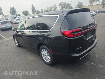 2023 Chrysler Pacifica Touring L 121.6" WB - miniatura 6