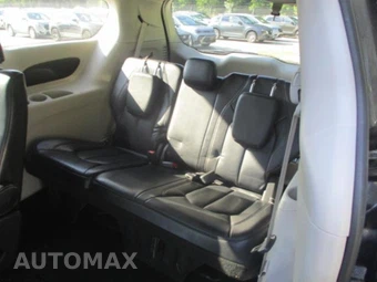 2023 Chrysler Pacifica Touring L 121.6" WB - miniatura 9