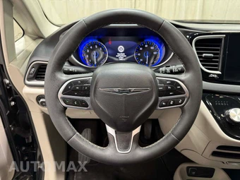 2023 Chrysler Pacifica Touring L 121.6" WB - miniatura 11