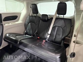 2023 Chrysler Pacifica Touring L 121.6" WB - miniatura 18