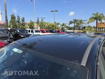 2023 Chrysler Pacifica Touring L 121.6" WB - miniatura 11