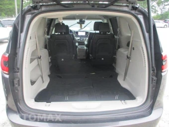 2023 Chrysler Pacifica Touring L 121.6" WB - miniatura 10