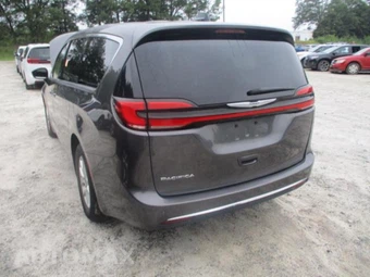 2023 Chrysler Pacifica Touring L 121.6" WB - miniatura 11