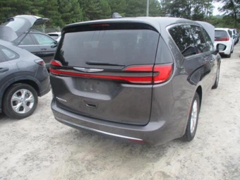 2023 Chrysler Pacifica Touring L 121.6" WB - miniatura 13