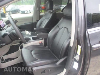 2023 Chrysler Pacifica Touring L 121.6" WB - miniatura 5
