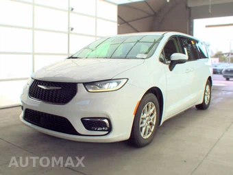2023 Chrysler Pacifica Touring L 121.6" WB