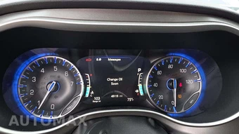 2023 Chrysler Pacifica Touring L 121.6" WB - miniatura 32