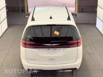 2023 Chrysler Pacifica Touring L 121.6" WB - miniatura 5
