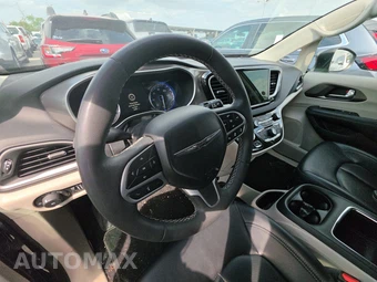 2023 Chrysler Pacifica Touring L 121.6" WB - miniatura 10