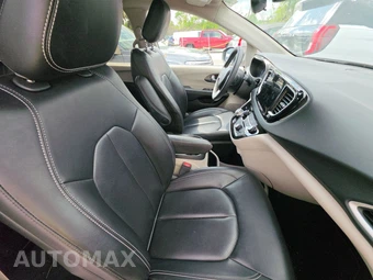 2023 Chrysler Pacifica Touring L 121.6" WB - miniatura 8