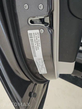 2023 Chrysler Pacifica Touring L 121.6" WB - miniatura 15