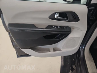 2023 Chrysler Pacifica Touring L 121.6" WB - miniatura 9
