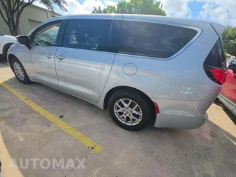 2023 Chrysler Pacifica Touring L 121.6" WB - miniatura 2