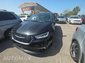 2023 Chrysler Pacifica Touring L 121.6" WB