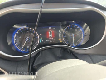 2023 Chrysler Pacifica Touring L 121.6" WB - miniatura 9