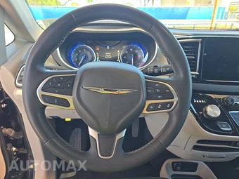 2023 Chrysler Pacifica Touring L 121.6" WB - miniatura 10