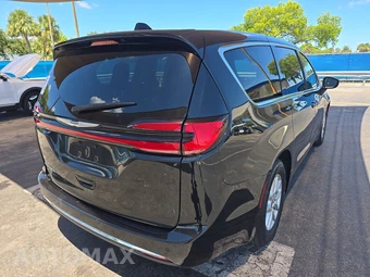 2023 Chrysler Pacifica Touring L 121.6" WB - miniatura 4