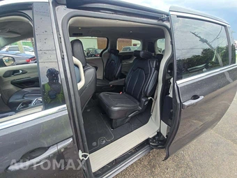 2023 Chrysler Pacifica Touring L 121.6" WB – miniatura 10