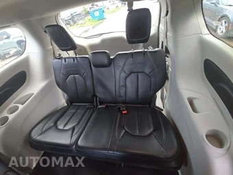 2023 Chrysler Pacifica Touring L 121.6" WB – miniatura 11